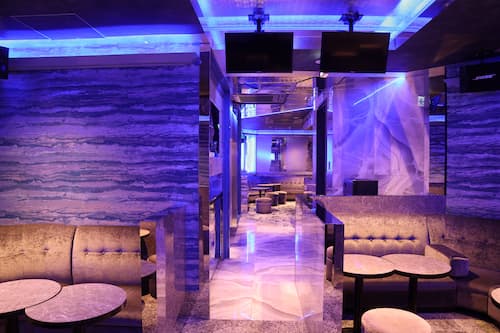 EARTH (アース)-店内画像-5